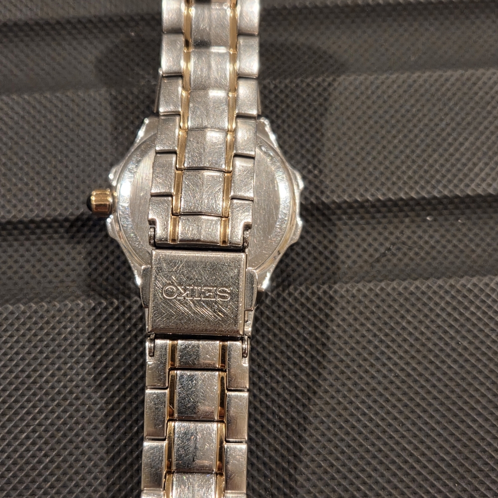 Seiko Women's Silver and Gold Watch - Picture 10 of 10
